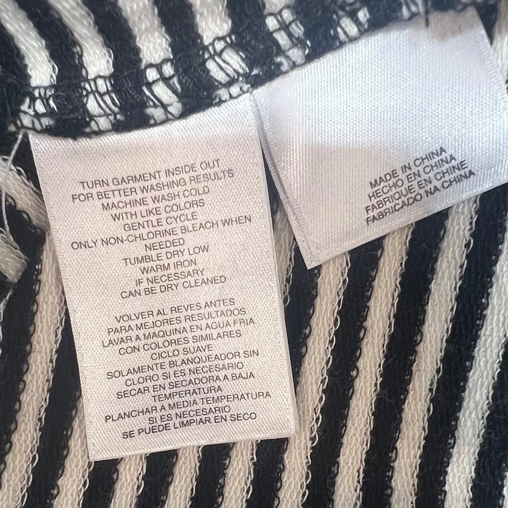 Jones New York Sport Black White Striped Full Zip Mock Neck Jacket Womens XL‎